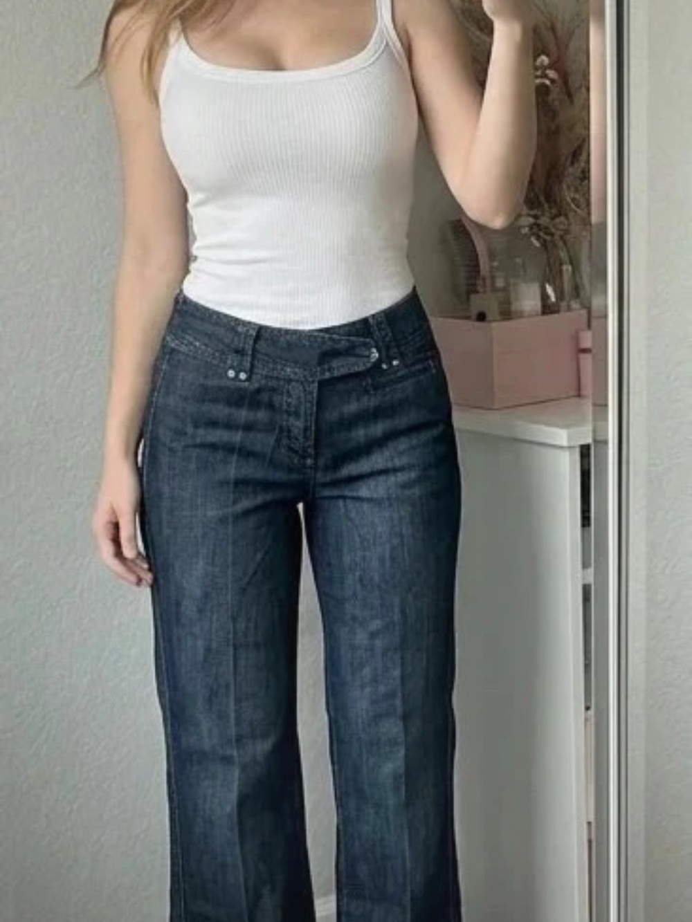 Mid Rise Dark Wash Women’s Jeans - Classic Straight Leg